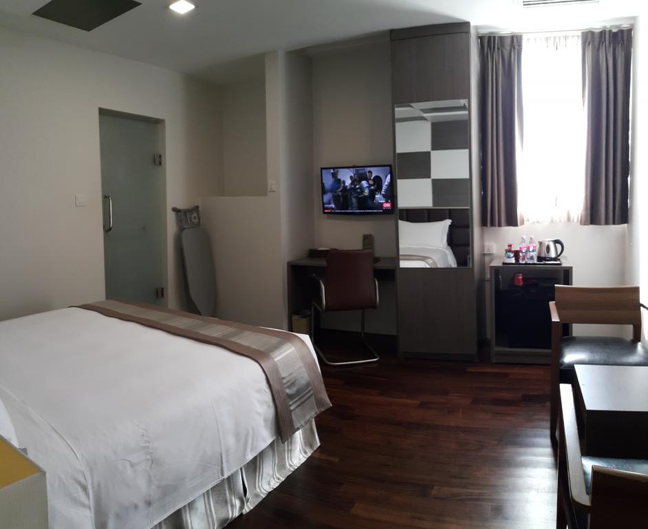 Hotel Parami Yangon Exteriör bild