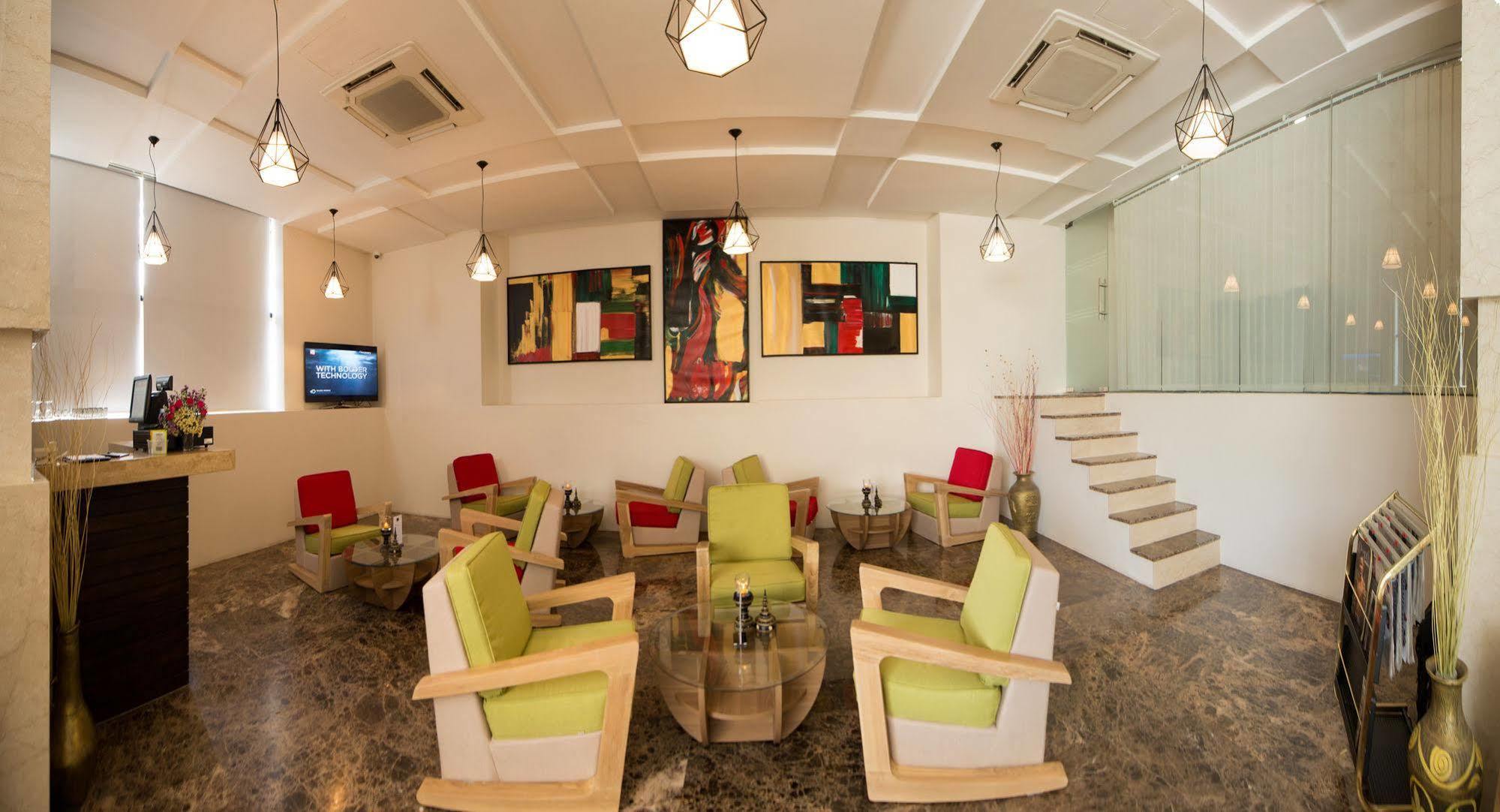 Hotel Parami Yangon Exteriör bild