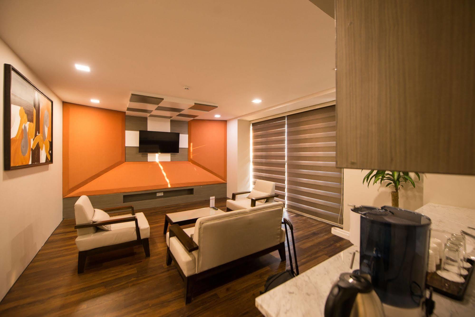 Hotel Parami Yangon Exteriör bild